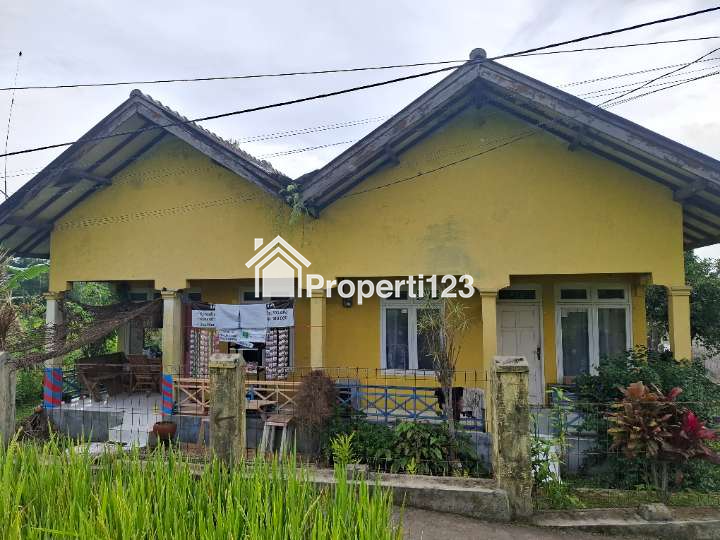 Di Jual Villa Dekat Area Wisata - 13