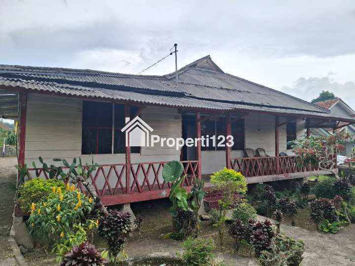 Di Jual Villa Dekat Area Wisata - 11