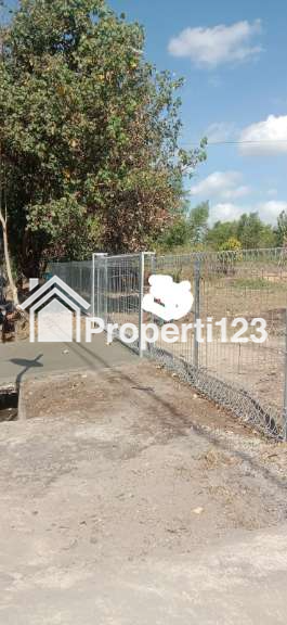 Di jual tanah di jalan agung timur Mojosongo solo - 1