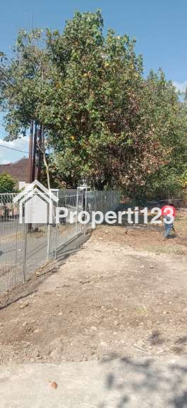 Di jual tanah di jalan agung timur Mojosongo solo - 2