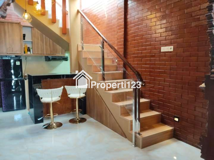 Disewakan Rumah Semi Furnished Baru Renovasi Minimalis Modern Lokasi Taman Sukodono Sidoarjo - 6