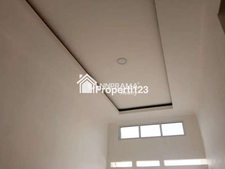 Rumah second minimalis di Bedahan Depok - 4