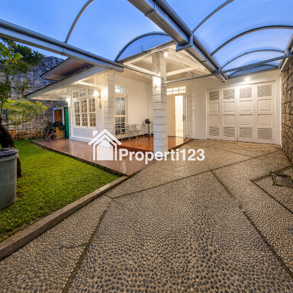 Rumah Disewakan di Menteng Dalam - 2
