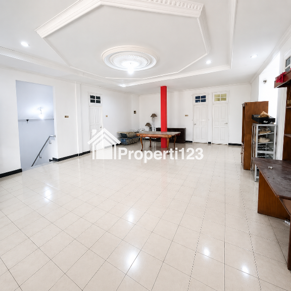 Rumah Disewakan di Menteng Dalam - 3