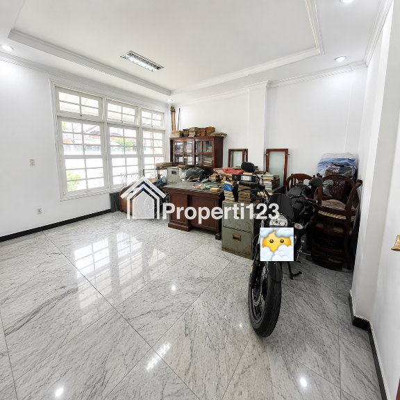 Rumah Disewakan di Menteng Dalam - 7