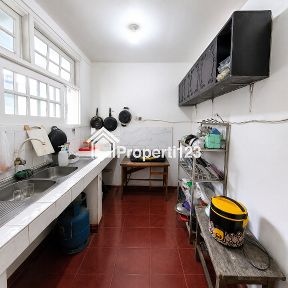 Rumah Disewakan di Menteng Dalam - 6