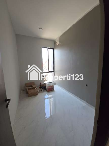 Rumah Baru Minimalis Modern Di Jemursari Wonocolo Surabaya - 11