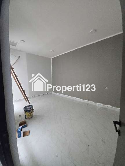 Rumah Baru Minimalis Modern Di Jemursari Wonocolo Surabaya - 6
