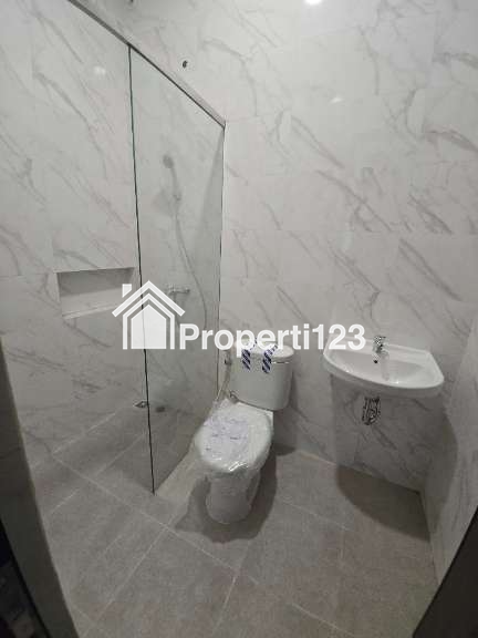 Rumah Baru Minimalis Modern Di Wisma Mukti Klampis Sukolilo Surabaya - 3
