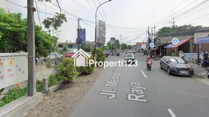 Bangunan Usaha Gudang Raya Lidah Wetan Samping WBM - 2