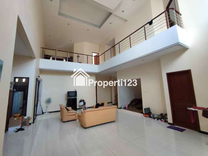 Rumah Minimalis Modern Siap Huni Di Graha Golf Araya Malang - 3