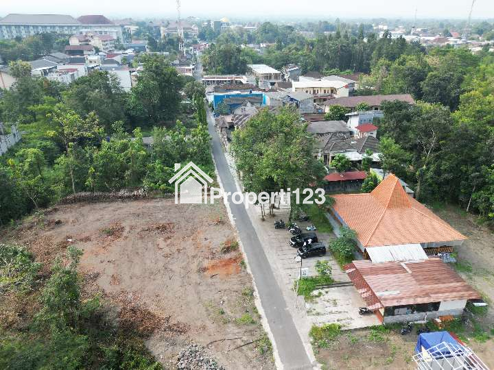 Tanah Sleman Utara, 800m Kampus UII Jogja - 3