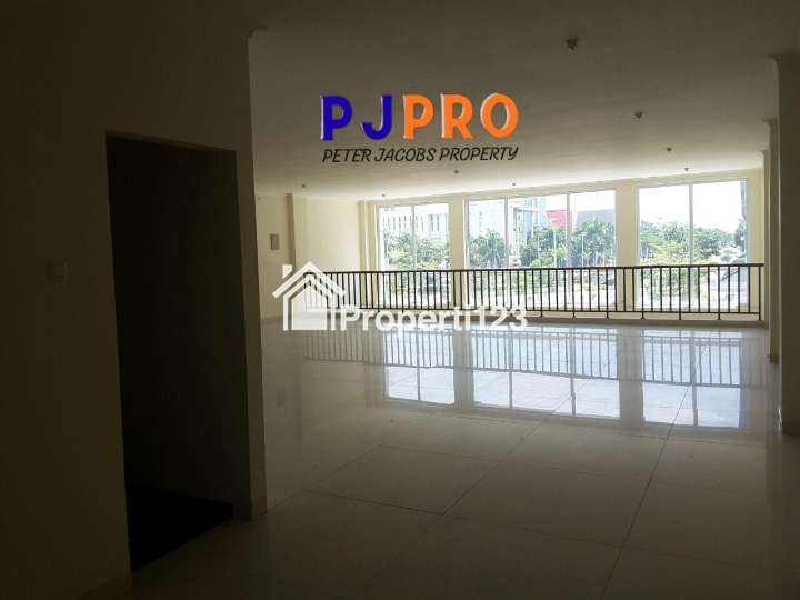 Disewakan Rukan Cocok untuk Kantor di Harapan Indah Bekasi - 11
