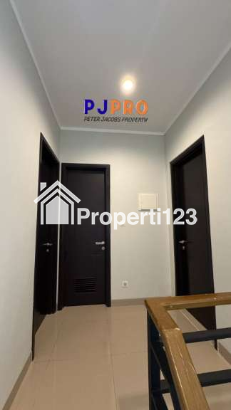Dijual Rumah Terenovasi di Summarecon Crown Gading Cluster Regia - 9