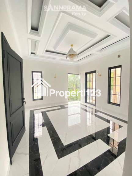 Rumah 2 lantai murah siap huni lokasi strategis ditanah baru depok - 9
