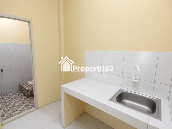 Rumah minimalis murah dalam mini cluster di Pasir Putih Depok - 5