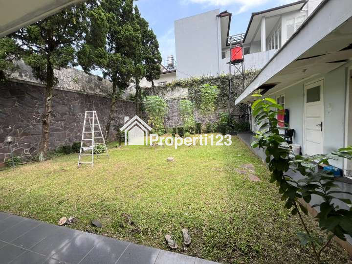 Dijual Rumah Sangat Strategis Pusat Kota Bandung, Art Deco, Citarum - 4