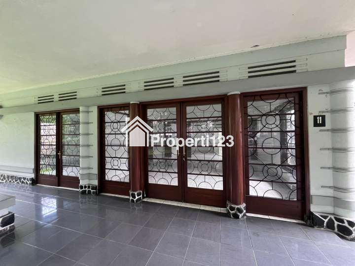 Dijual Rumah Sangat Strategis Pusat Kota Bandung, Art Deco, Citarum - 2