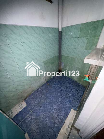 Ruko Dua Lantai Siap Pakai Super Strategis Kawasan Ramai dan Padat Penduduk  Harga di Bawah Pasaran di Sayap Jalan Terusan Jakarta Antapani Bandung - 10