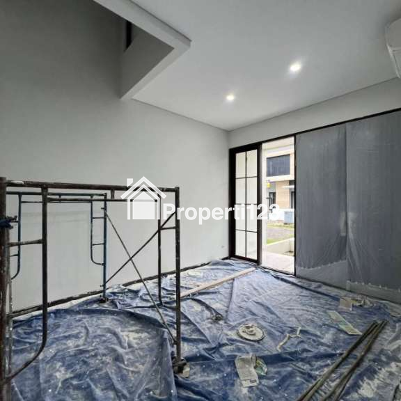 Rumah Mewah Baru Gress Siap Huni Lokasi Virgin Gorda Pakuwon City Surabaya - 3