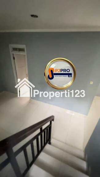 Dijual/Disewakan Rumah Siap Huni di Metland Menteng Jakarta Timur - 3