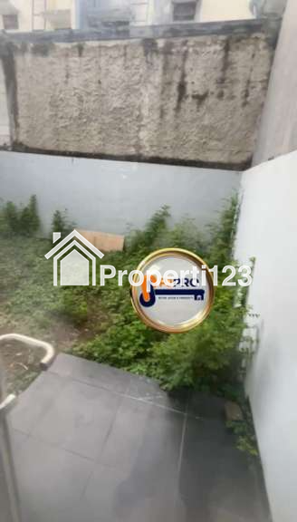Dijual/Disewakan Rumah Siap Huni di Metland Menteng Jakarta Timur - 7