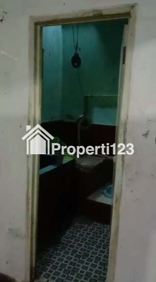 Dijual Rumah Siap Huni, Lokasi strategis di Sentul - Bogor - 5