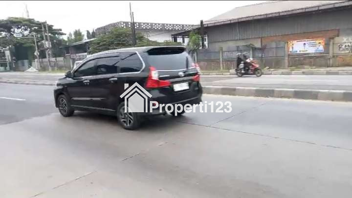 Di jual Ruko eks Showroom mobil lokasi strategis Cikarang Utara - 7