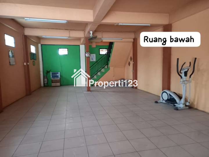 Di jual Ruko eks Showroom mobil lokasi strategis Cikarang Utara - 2
