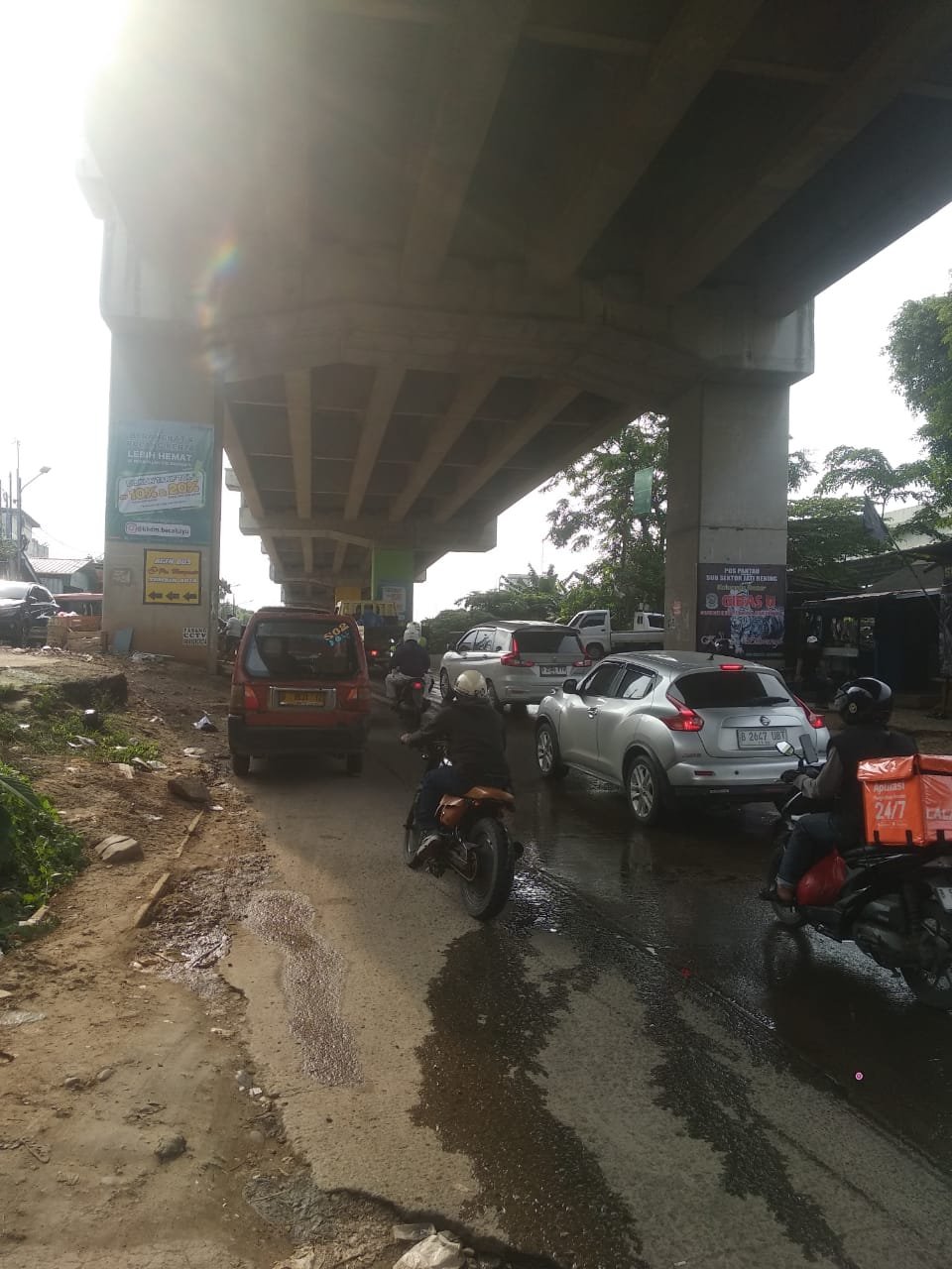 Di Jual Tanah 515 Meter² Siap Pakai Bentuk Botol Atau Bentuk Ngantong Lokasi Strategis Daerah Komersial Di Pinggir Jalan Raya Utama Noer Alie, Kalimalang Dan Dekat 7 Pintu Tol, Keamanan Aman Pakai CCTV 24 Jam, Bebas Banjir - 4