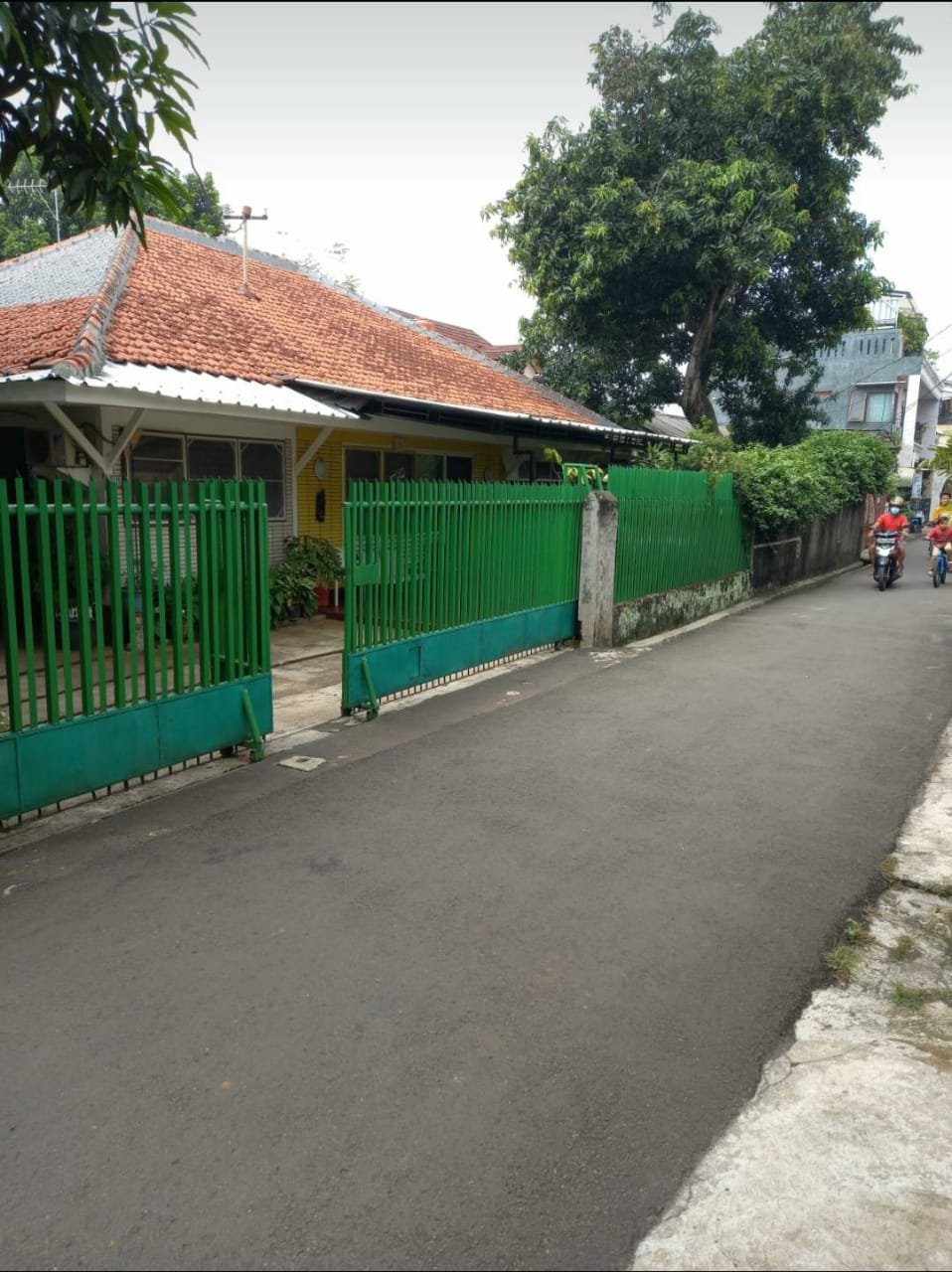DI JUAL LUAS TANAH 500 METER² BENTUK BOTOL ATAU BENTUK NGANTONG SIAP PAKAI, LOKASI STRATEGIS  JALAN H. MIDAR, JL. RAYA PONDOK PINANG - CIPUTAT DEKAT DAERAH KOMERSIAL - PERKANTORAN DAN DEKAT 9 PINTU TOL, BEBAS BANJIR, KEAMANAN AMAN 24 JAM. - 7