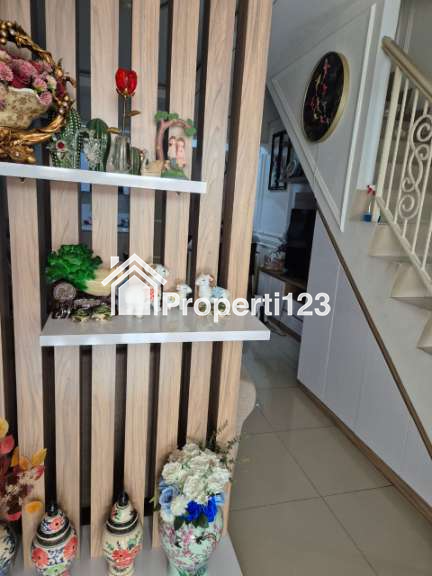 Dijual Cepat Rumah di Green Lake City Cluster West Europe, Tangerang - 9