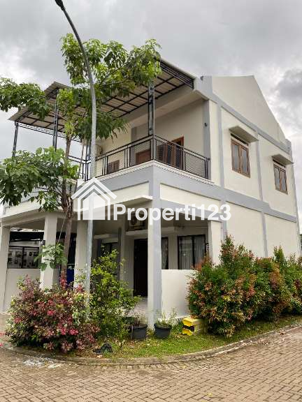 Disewakan Rumah 2 Lantai Cluster Neo Padma Graha Raya, Tangerang - 1