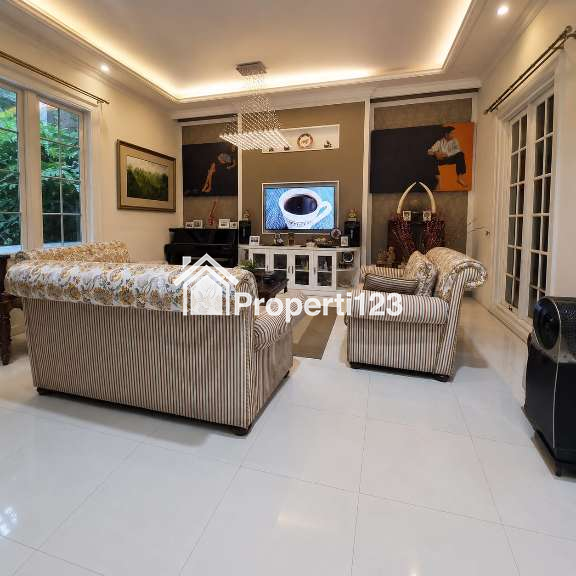 Rumah Disewakan di Menteng - 2