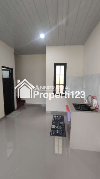 Rumah Cluster Minimalis 2 Lantai di Kalisari Pasar Rebo Jakarta Timur - 9