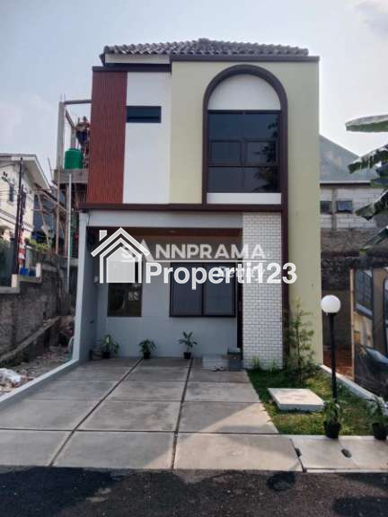 Rumah Cluster Minimalis 2 Lantai di Kalisari Pasar Rebo Jakarta Timur - 1