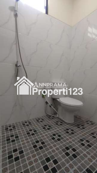 Rumah Cluster Minimalis 2 Lantai di Kalisari Pasar Rebo Jakarta Timur - 8