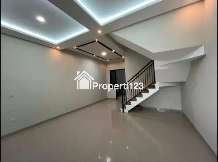 Rumah Cantik Baru Gress Lokasi Sutorejo Mulyosari Surabaya Timur - 3