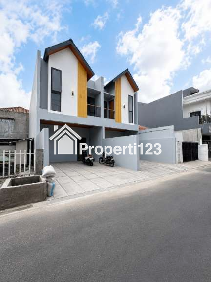 Rumah 2lantai strategis di kawasan Premium Pisangan Pulo Gadung Jakarta Timur - 2