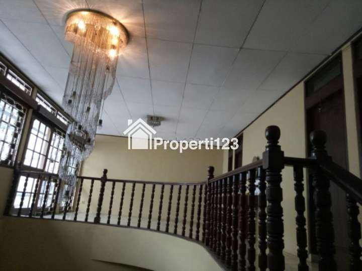 Dijual Rumah di Alam Permai, Pondok Indah, Jakarta Selatan - 3