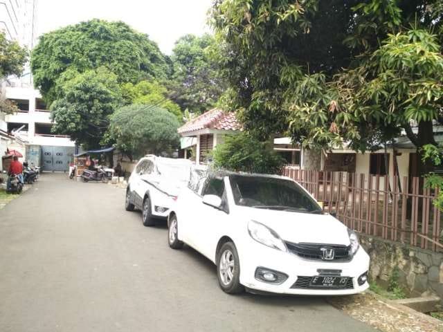 Dijual Rumah Tua di Jl. S. Parman, Jakarta Barat - 2