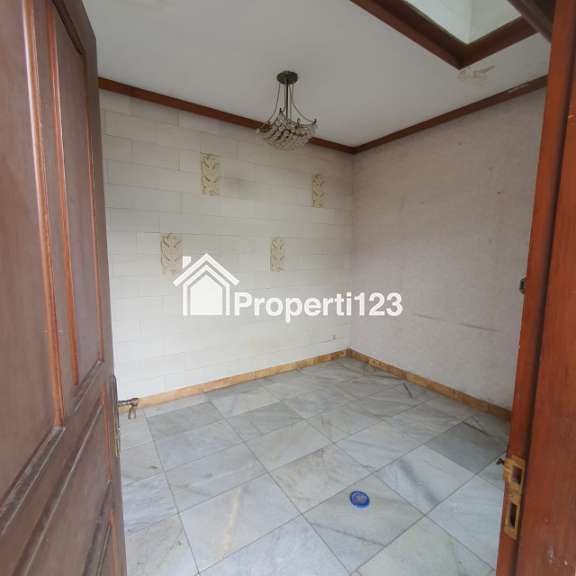 Dijual Rumah di Jl.Tosiga, Kebun Jeruk, Jakarta Barat - 4