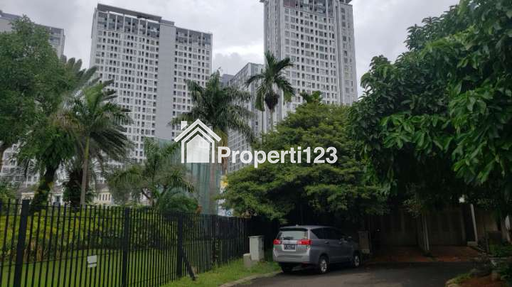 Dijual Rumah di Pondok Hijau Golf Cluster Jade, Kelapa Dua, Gading Serpong, Tangerang - 2