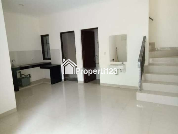 Dijual Cepat Rumah di Green Village, Cipondoh, Tangerang - 6