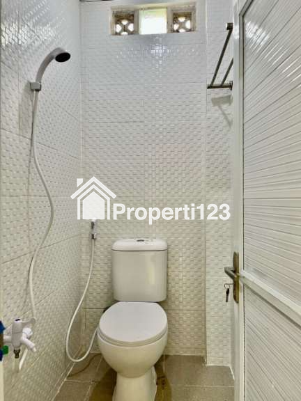 Dijual Rumah Kost di Jln. Ridwan Rais, East Beji, Depok - 4