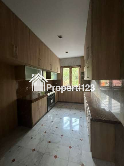 Dijual Rumah di Taman Villa Meruya, Meruya Selatan, Kembangan, Jakarta Barat - 10