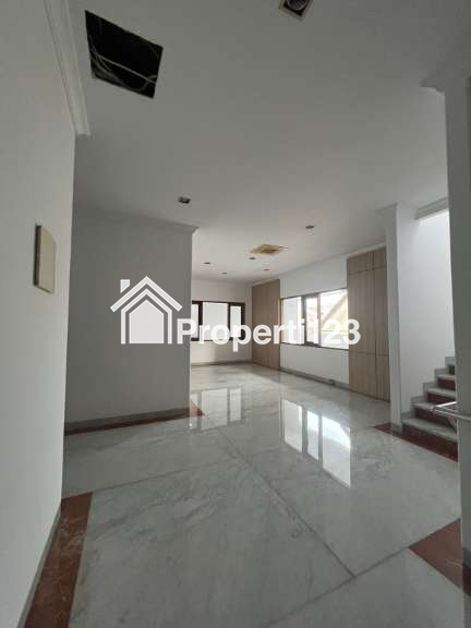 Dijual Rumah di Taman Villa Meruya, Meruya Selatan, Kembangan, Jakarta Barat - 13