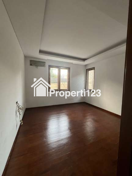Dijual Rumah di Taman Villa Meruya, Meruya Selatan, Kembangan, Jakarta Barat - 6