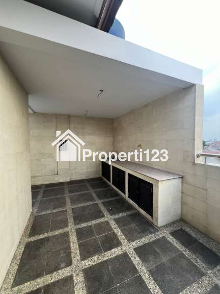 Dijual Rumah di Taman Villa Meruya, Meruya Selatan, Kembangan, Jakarta Barat - 15