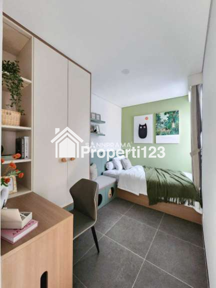 Rumah minimalis 2 lantai desain modern di Serpong Tangerang Selatan - 8